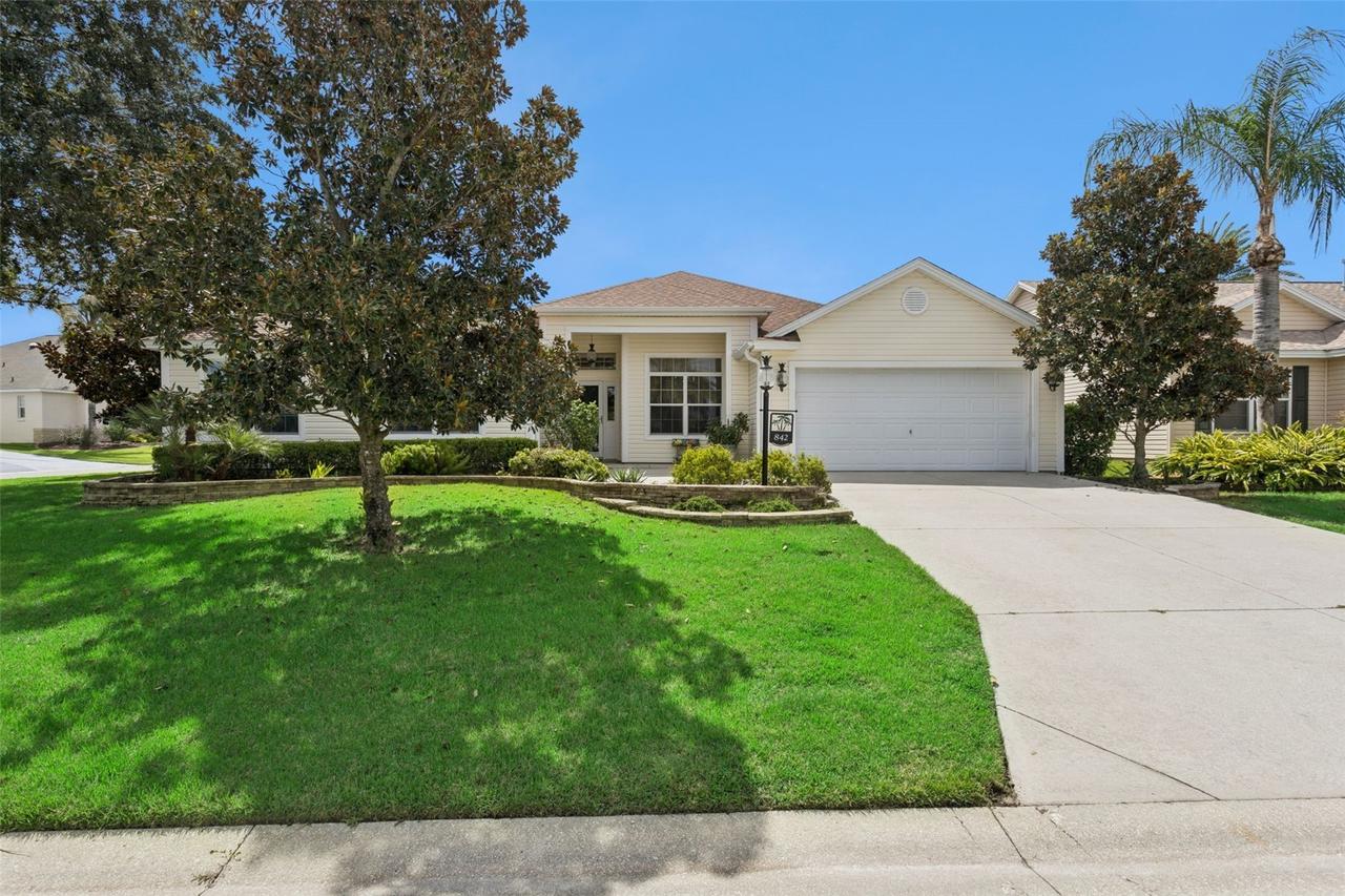 842 Lucky Ln., The Villages, FL 32162
