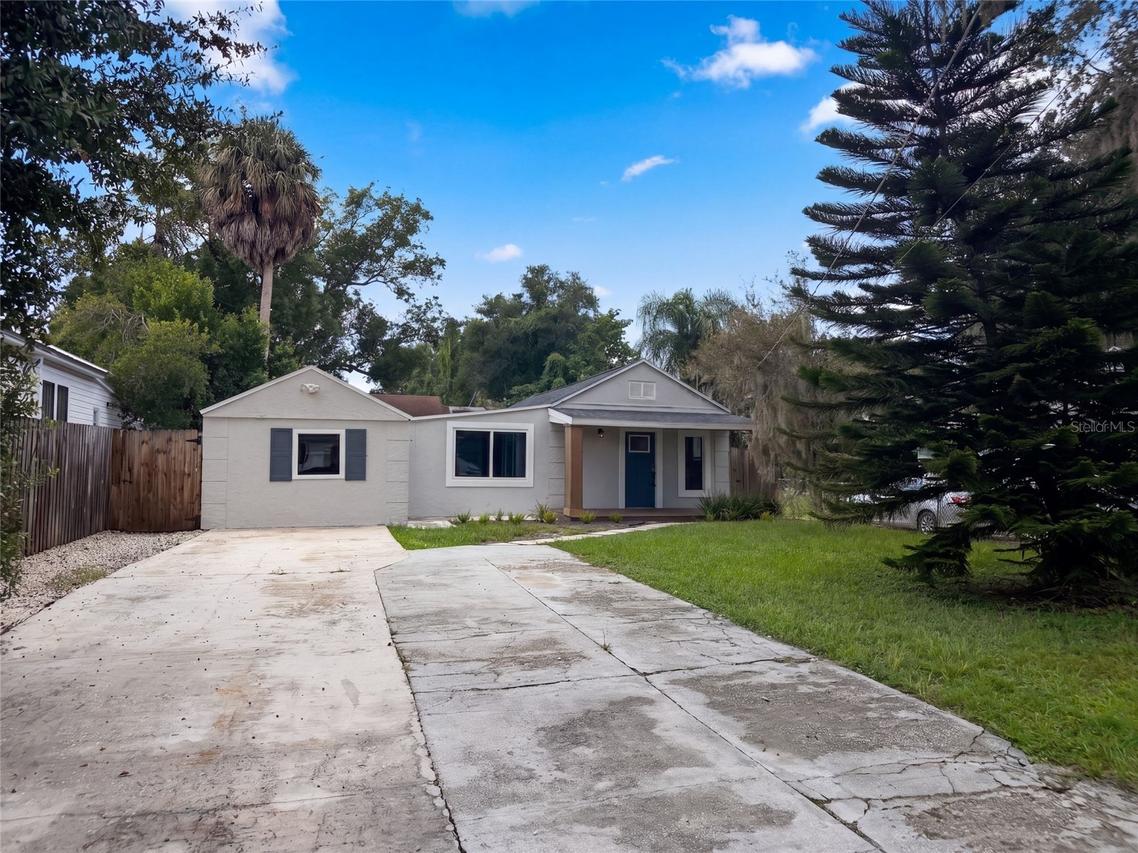 212 W Hiawatha St., Tampa, FL 33604