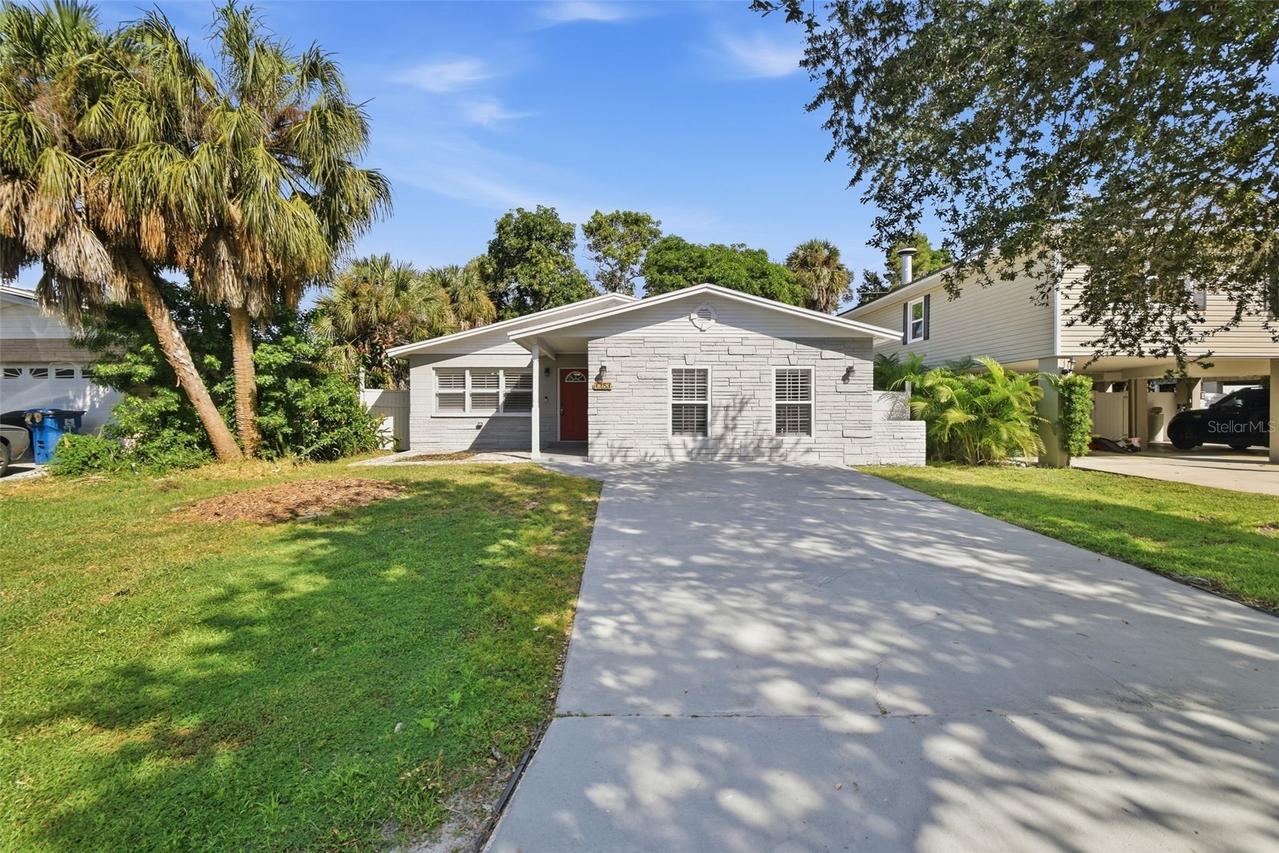 1751 Mississippi Ave., St Petersburg, FL 33703