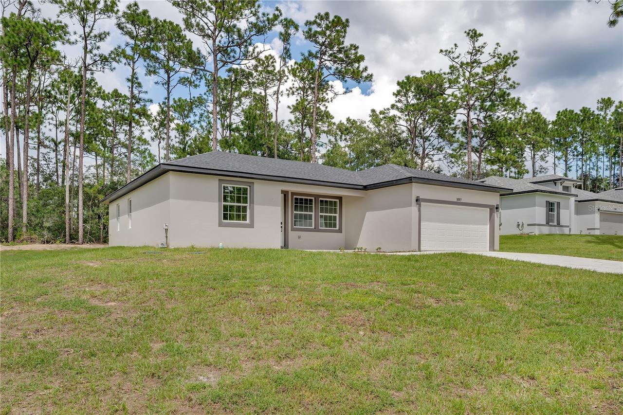 1097 W Cary Dr., Citrus Springs, FL 34434