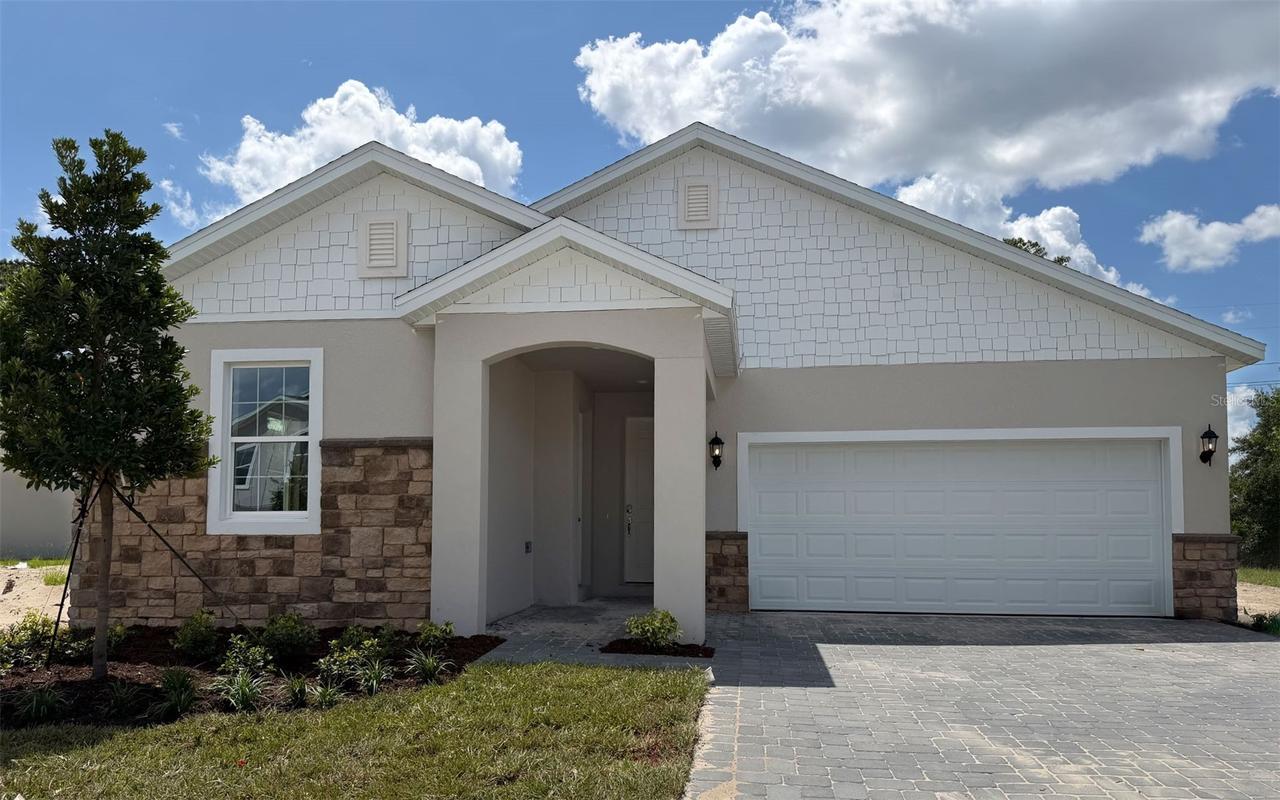 736 Farfields St., Deland, FL 32724