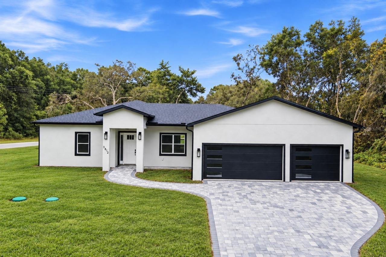 3812 E Walker St., Inverness, FL 34453