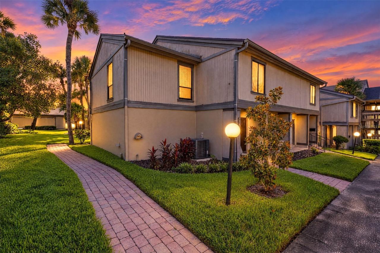 658 Lake Villas Dr., Altamonte Springs, FL 32701