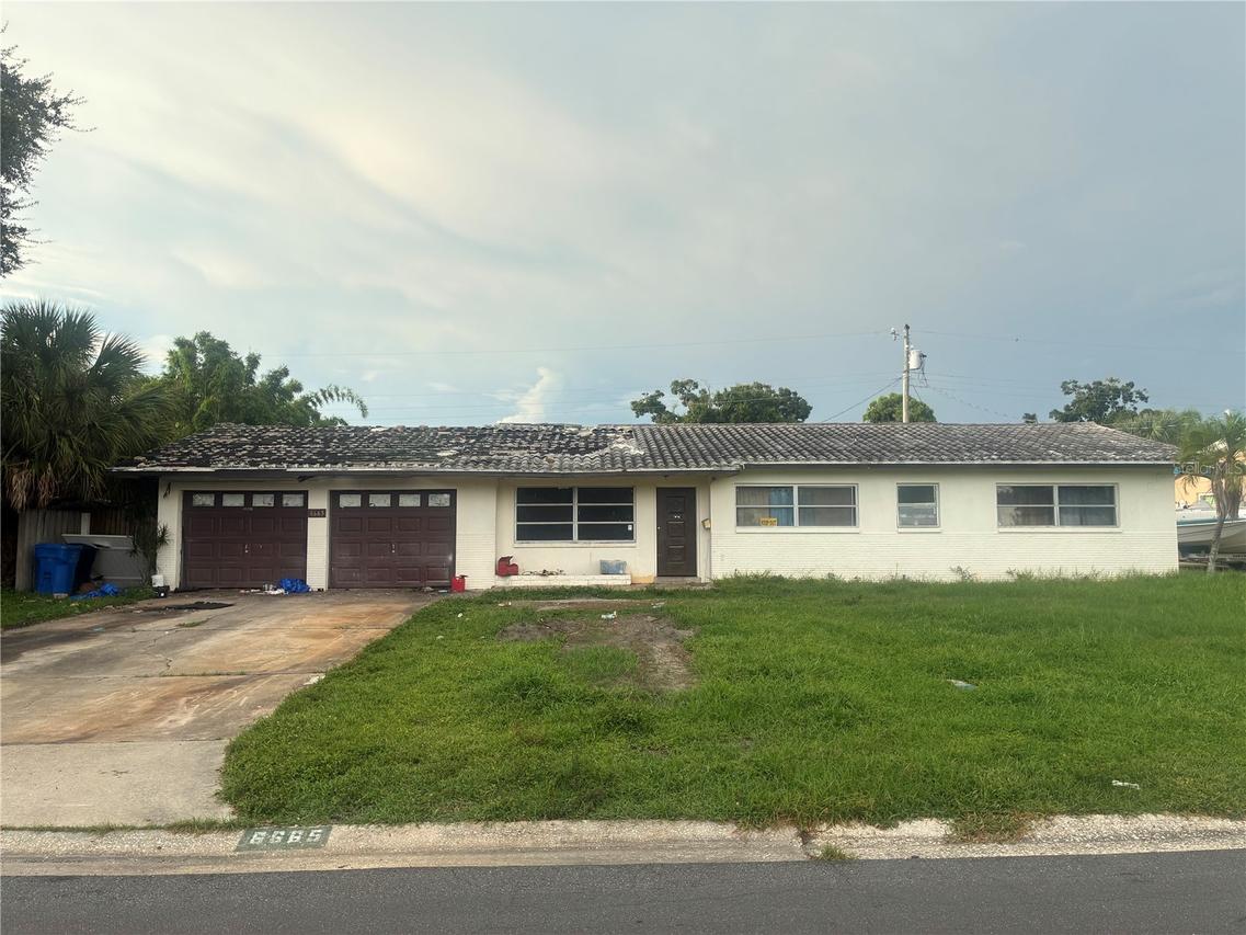 6665 10th Ave., St Petersburg, FL 33710