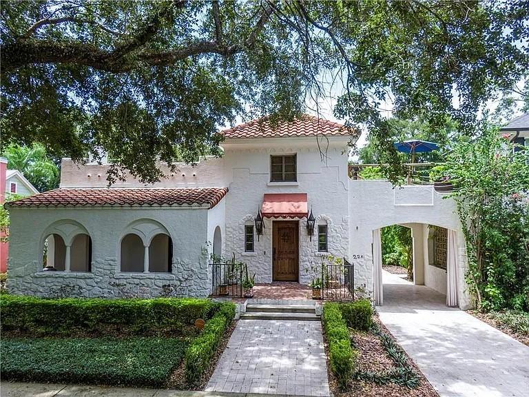222 Thornton Ln., Orlando, FL 32801
