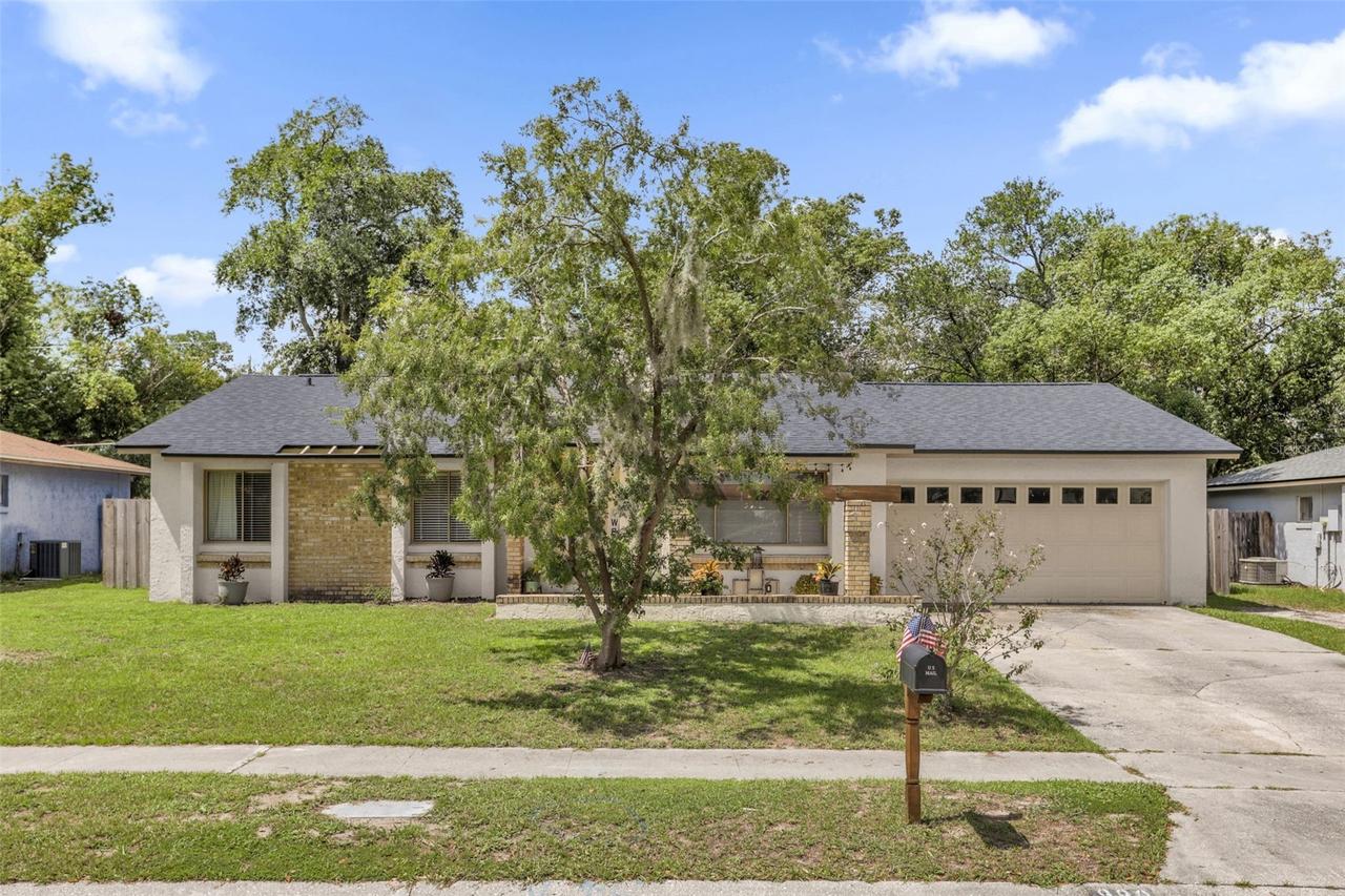 990 Waverly Dr., Longwood, FL 32750
