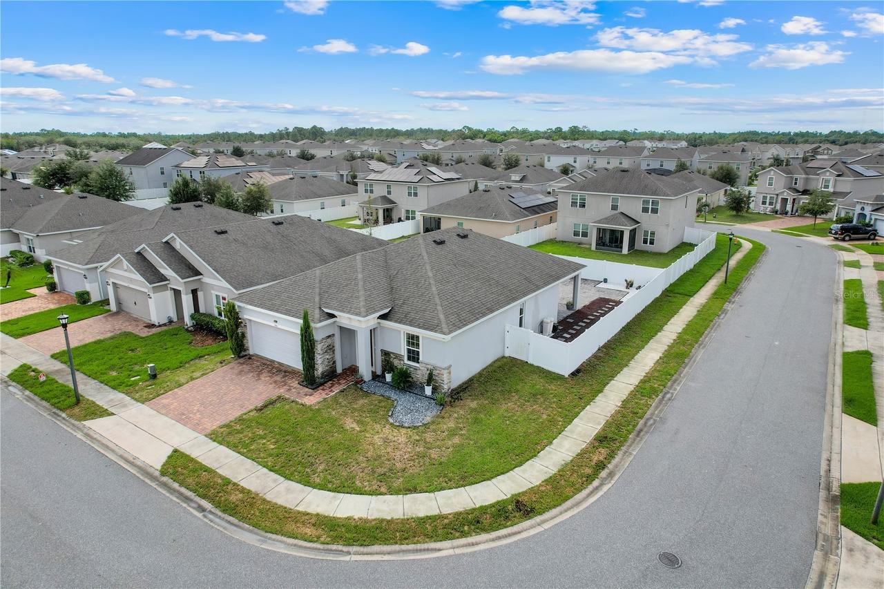 935 Benjamin Tr., Davenport, FL 33837