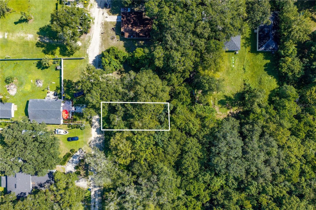 1602 Anderson Rd., Jacksonville, FL 32208