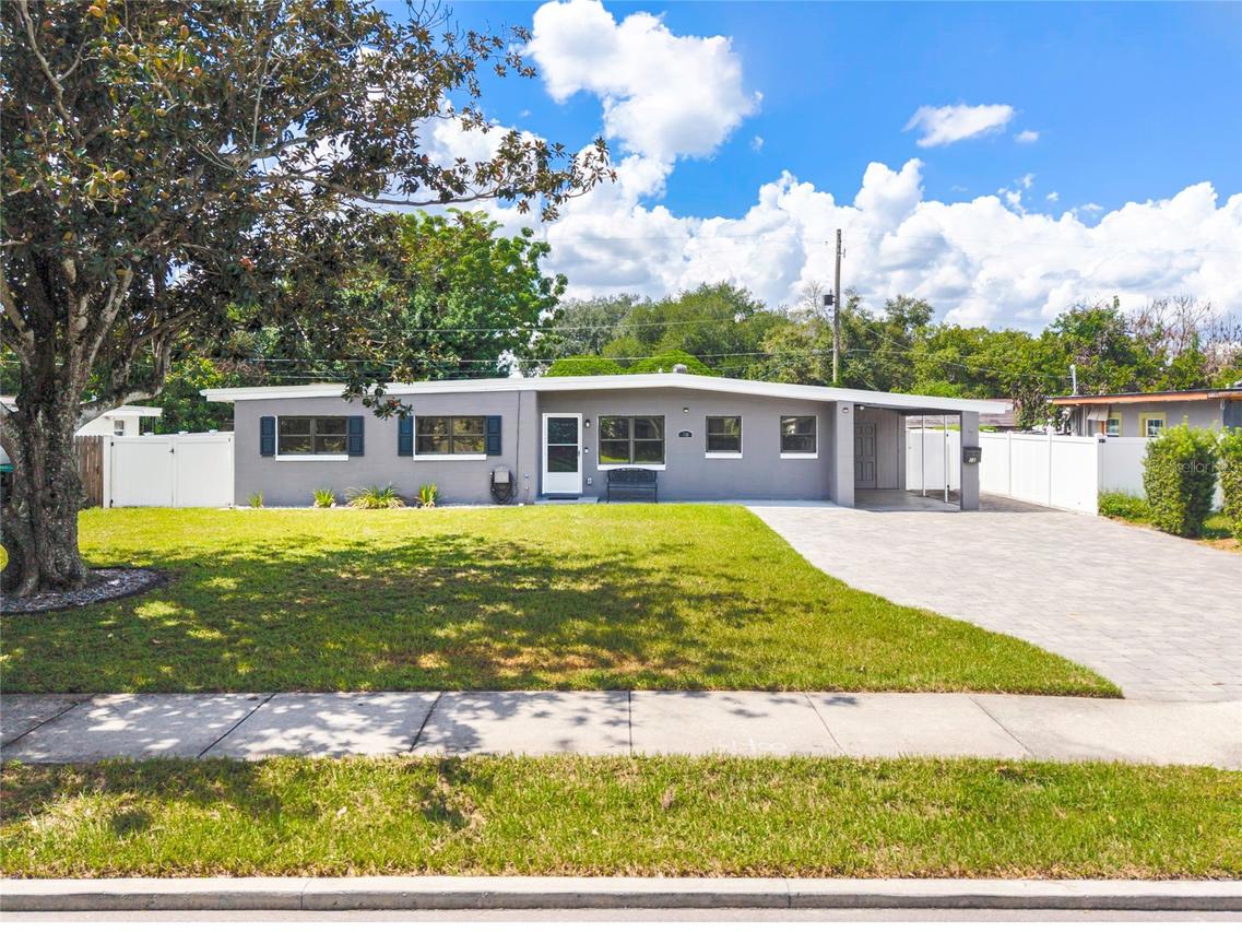 18 N Alder Dr., Orlando, FL 32807