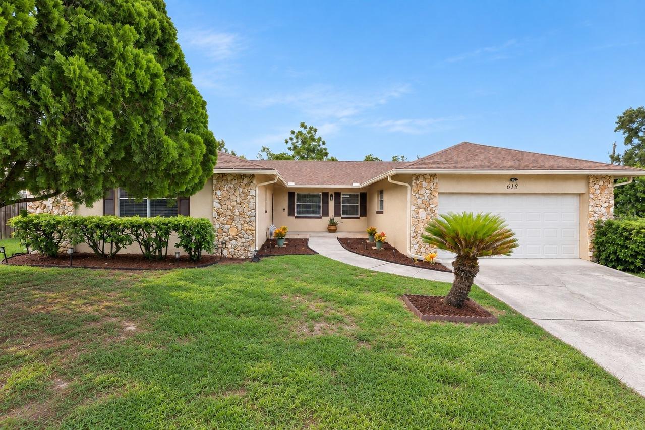 618 Hattaway Dr., Altamonte Springs, FL 32701