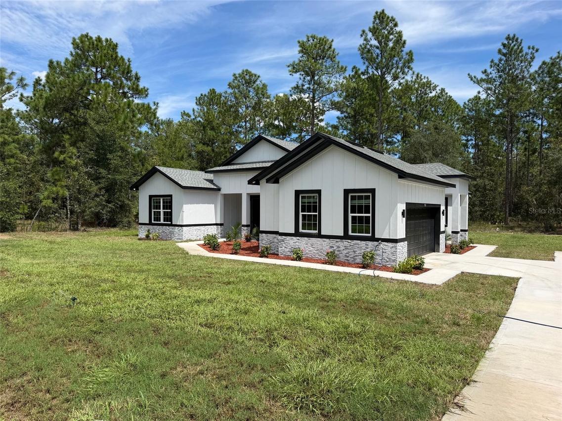 7457 SW 137th Court Rd., Dunnellon, FL 34432