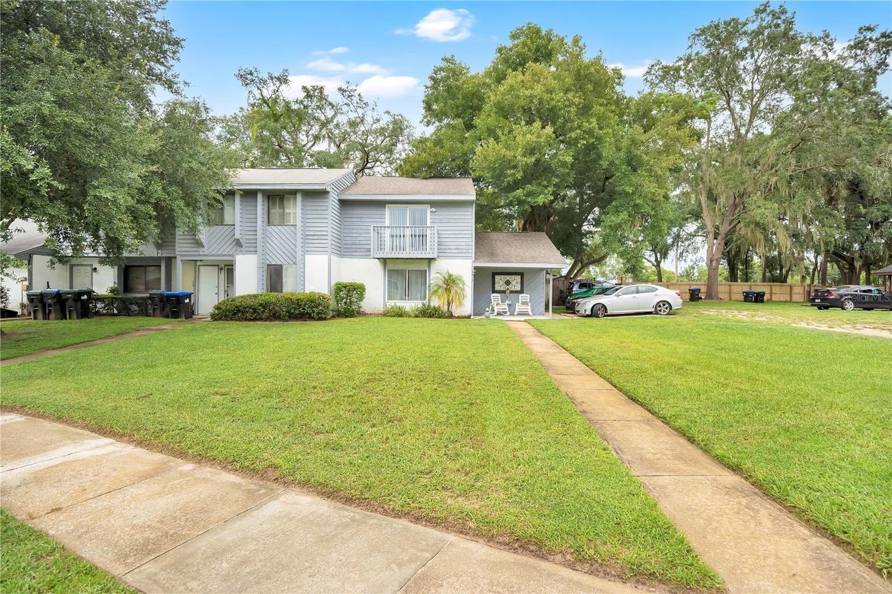 3913 Magnolia Pointe Ln., Orlando, FL 32810