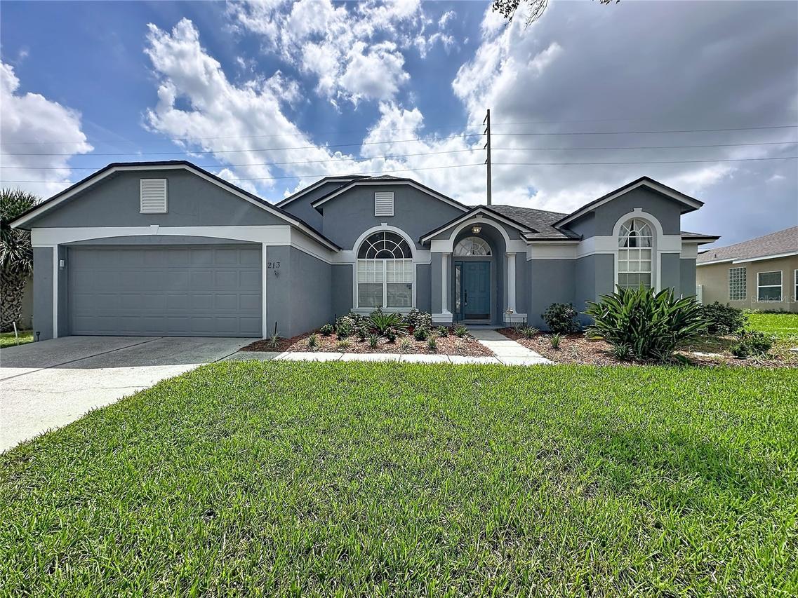 213 Via Mariel East Dr., Davenport, FL 33896
