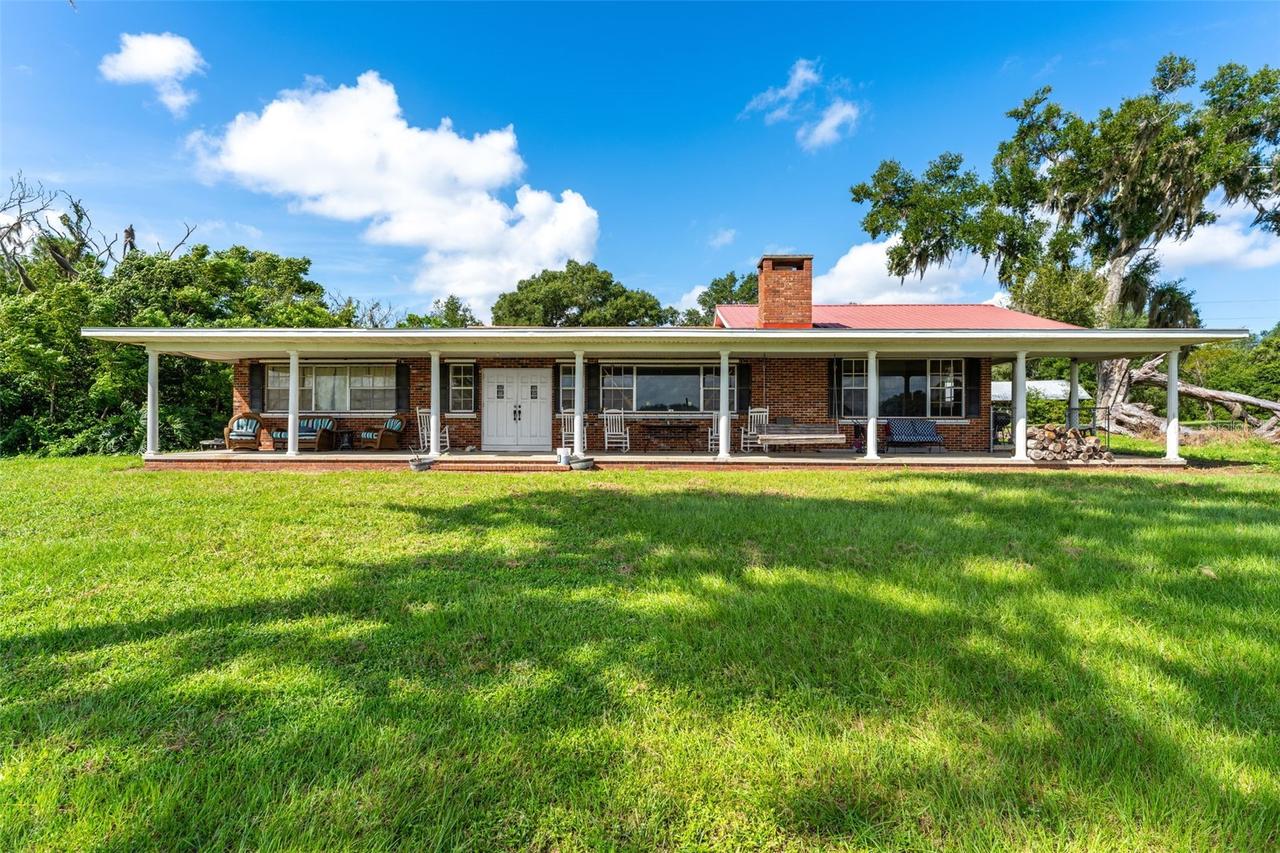19854 Wiygul Rd., Umatilla, FL 32784