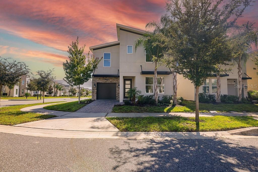 9255 Sommerset Hills Dr., Davenport, FL 33896