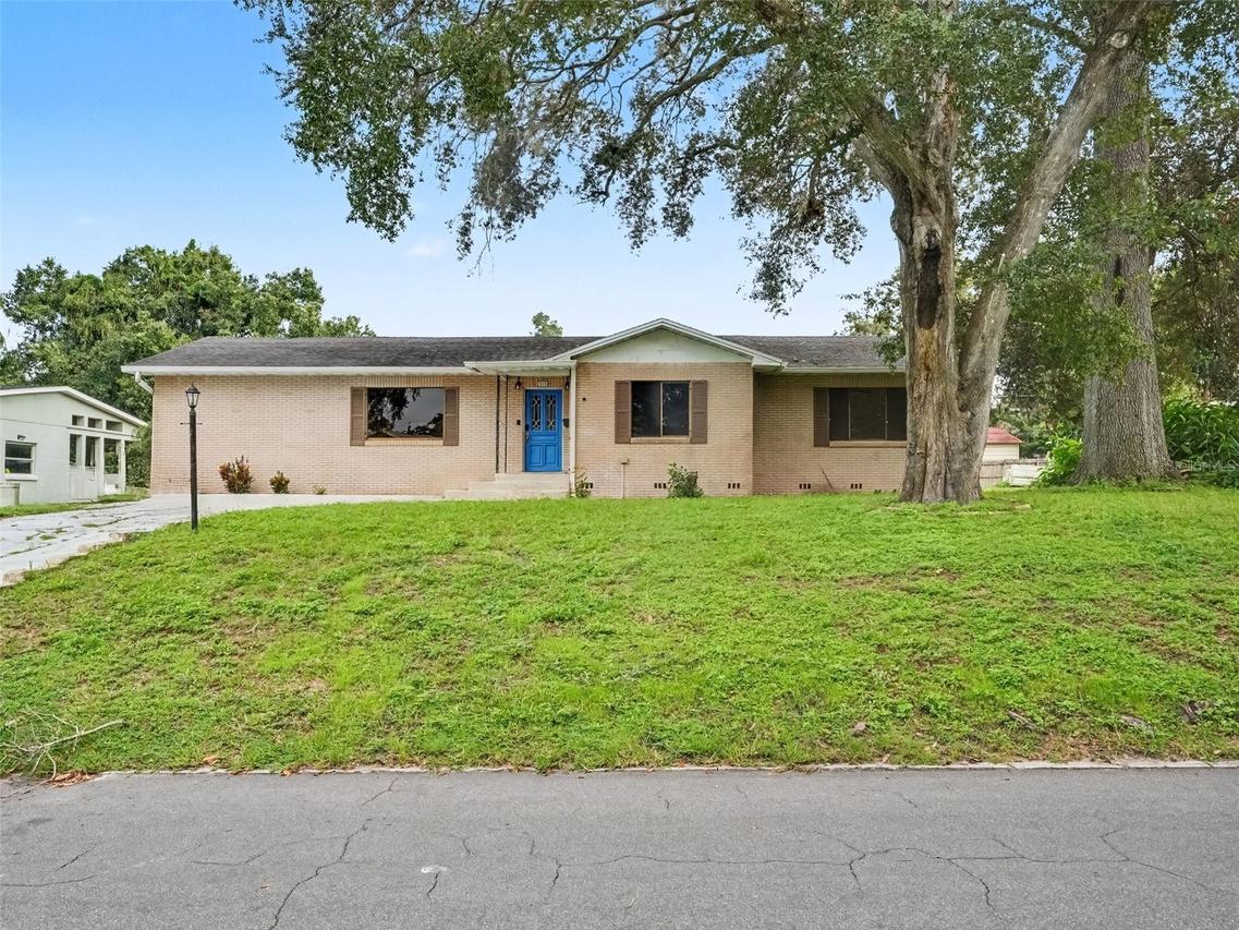 513 Palencia Pl., Lakeland, FL 33803