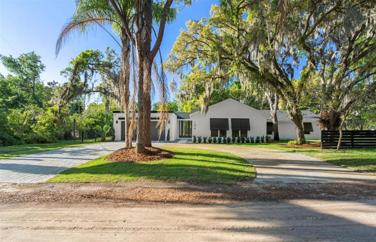 104 E 1st Ave., Windermere, FL 34786