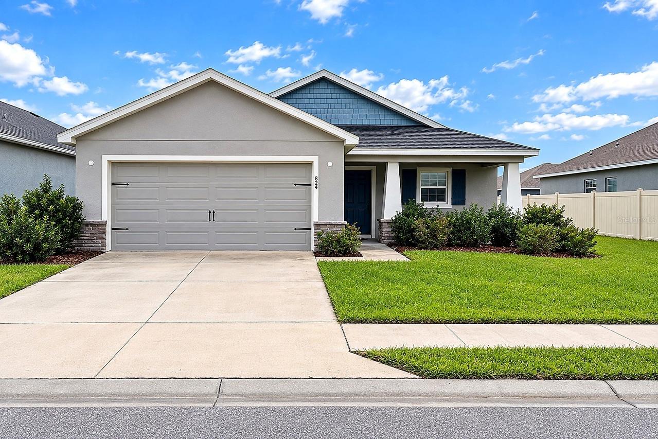 824 Vienna Dr., Winter Haven, FL 33884
