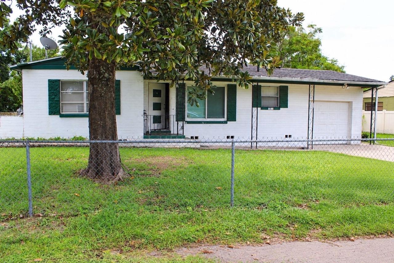 1638 Grand St., Orlando, FL 32805