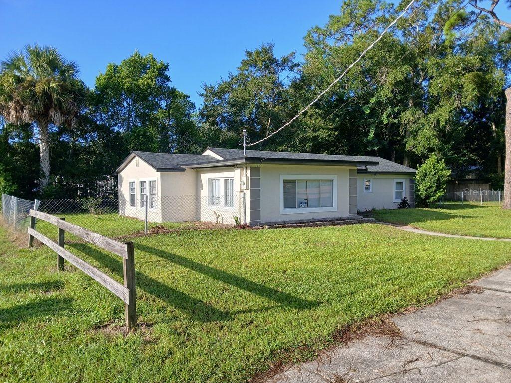 1001 Santa Barbara Dr., Sanford, FL 32773