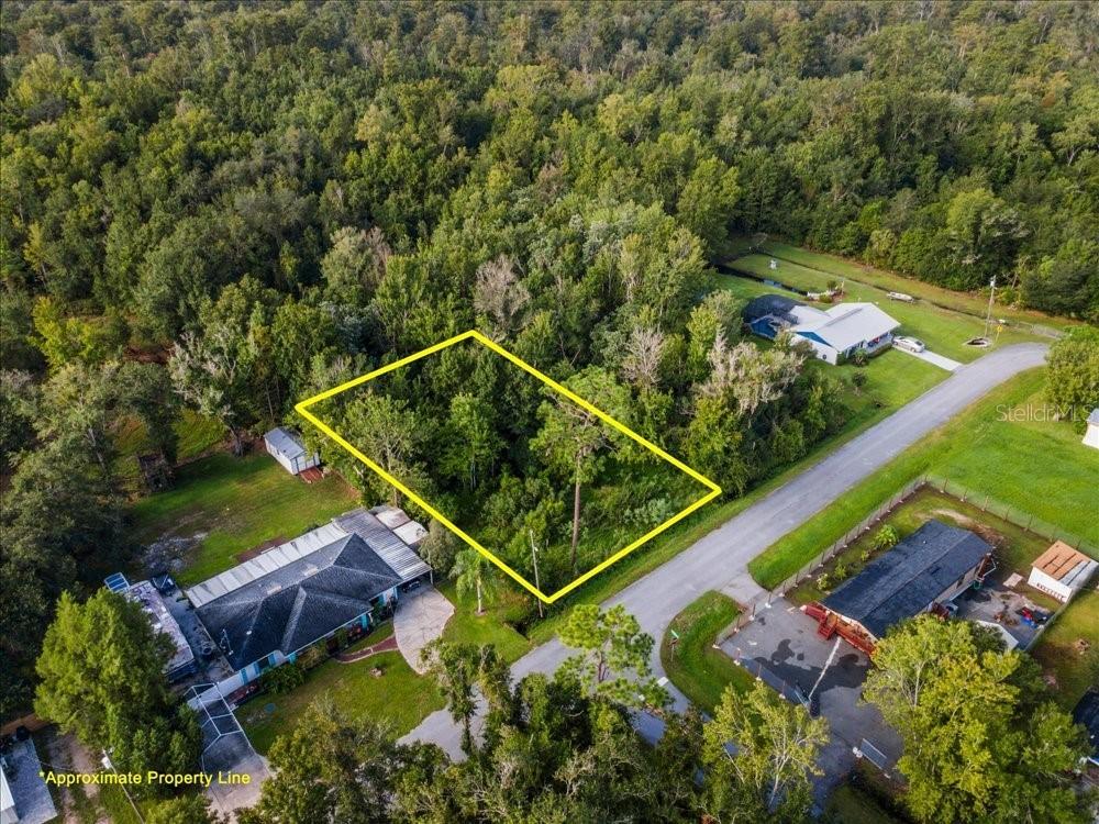 5642 Wile Ave., Intercession City, FL 33848