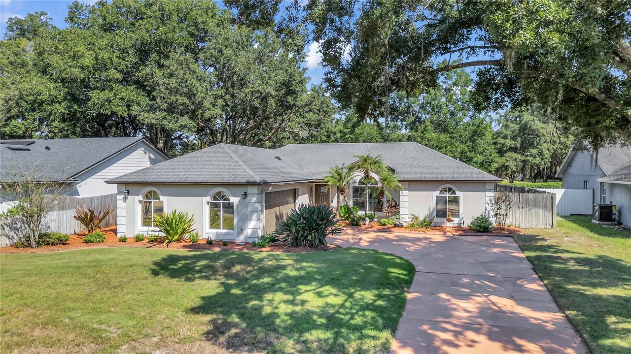 2430 Kalch Ct., Ocoee, FL 34761