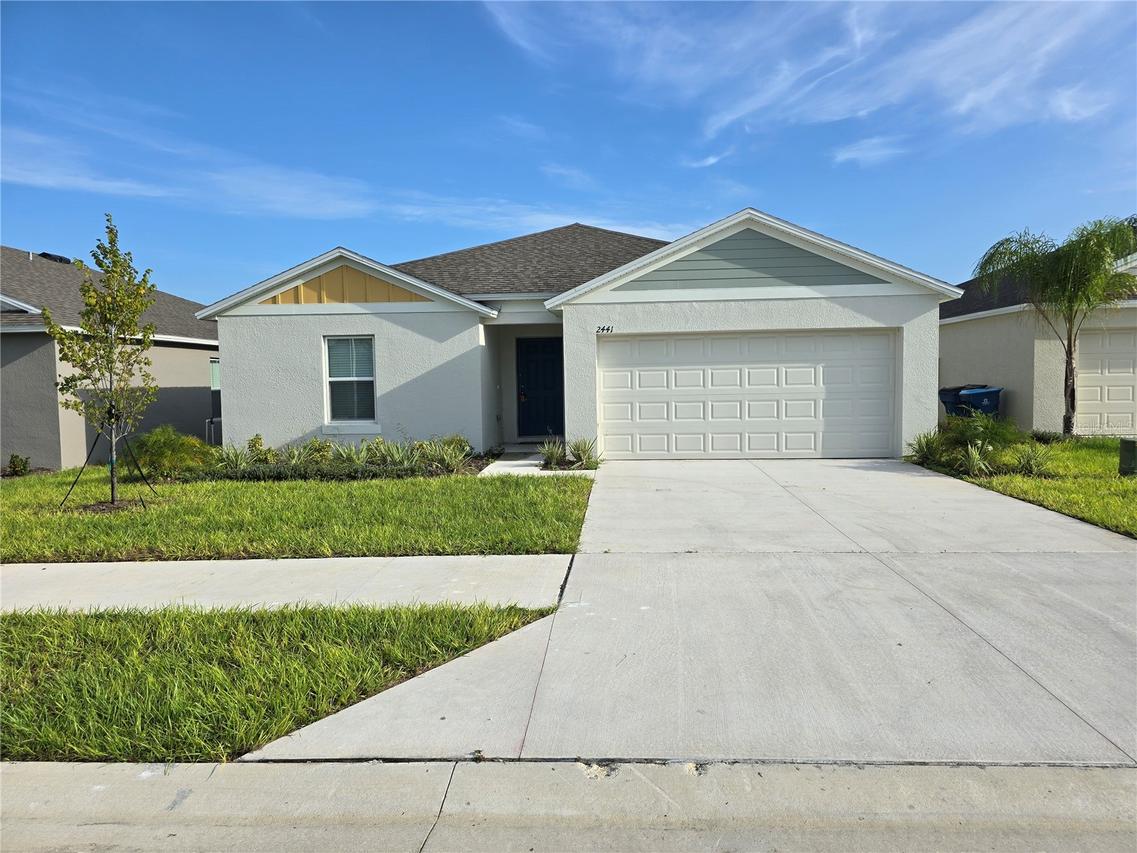 2441 Oakwood Ln., Davenport, FL 33837