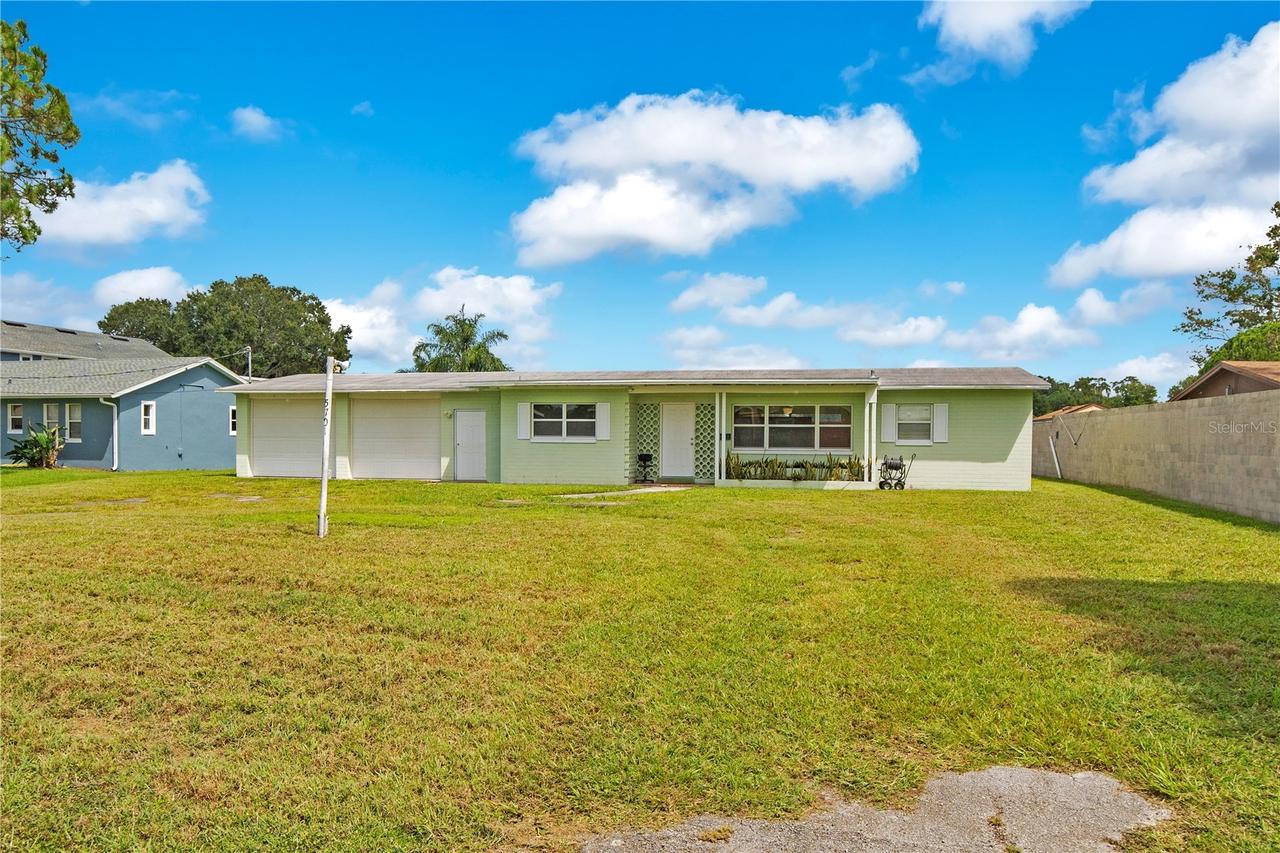 5701 Padgett Cir., Orlando, FL 32839