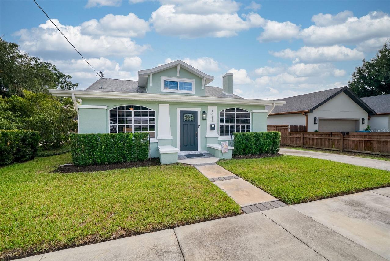 1625 S Eola Dr., Orlando, FL 32806