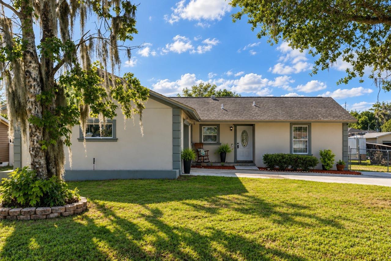 821 Nocturne Dr., Chuluota, FL 32766