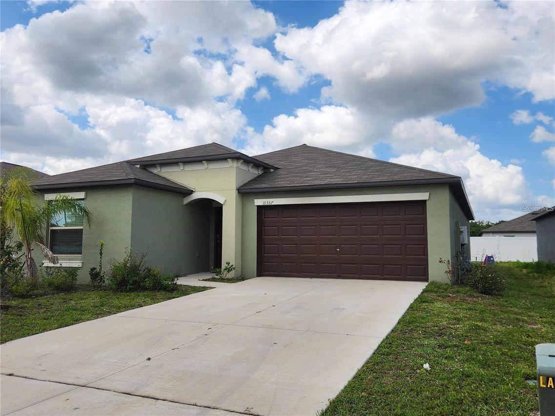 10357 Scarlet Skimmer Dr., Riverview, FL 33578