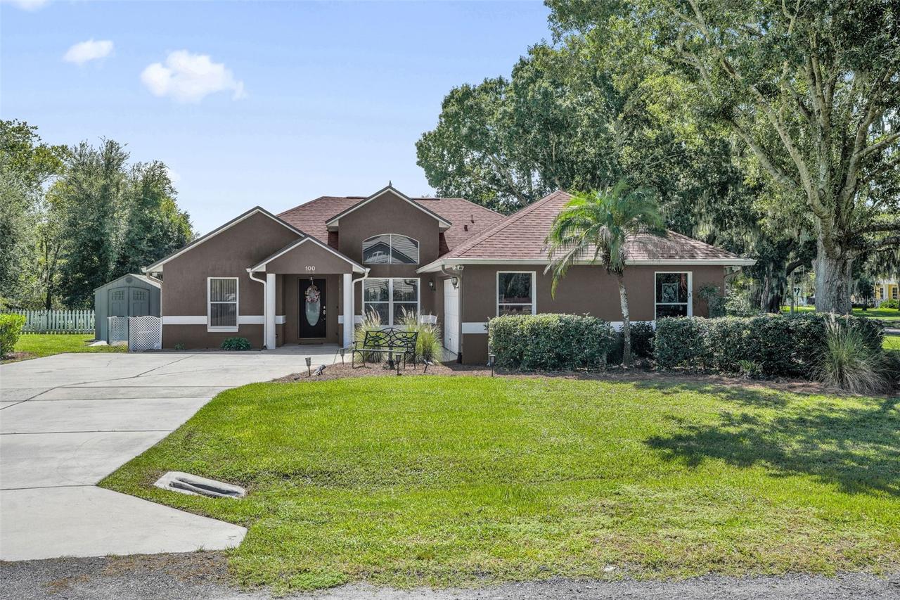 100 Mather Smith Dr., Oakland, FL 34760