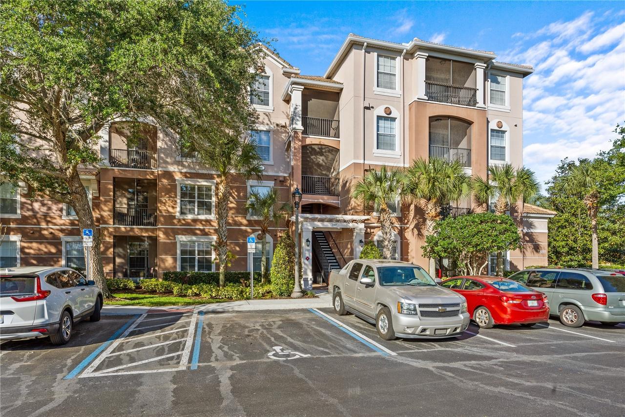 1357 Venezia Ct. #402, Davenport, FL 33896