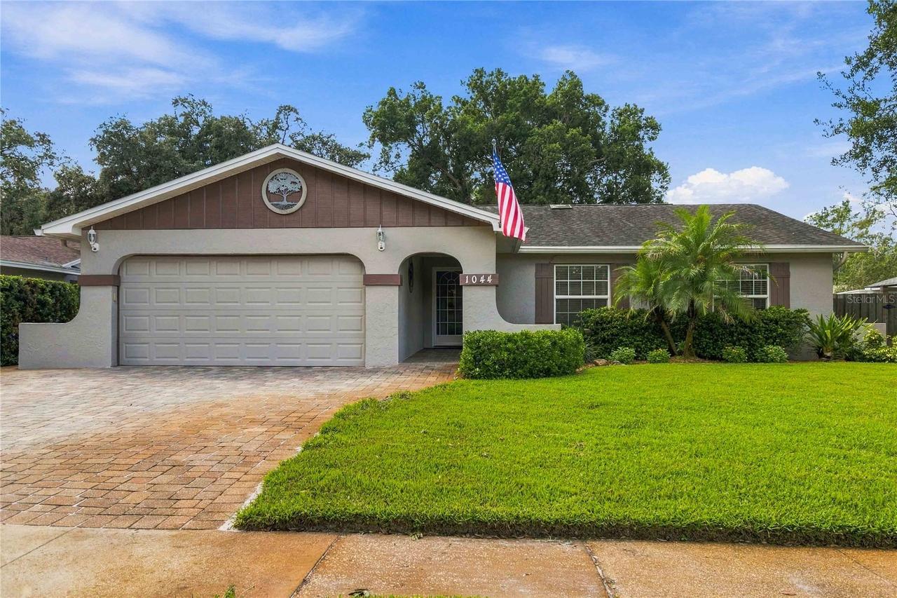 1044 Forest Cir., Winter Springs, FL 32708