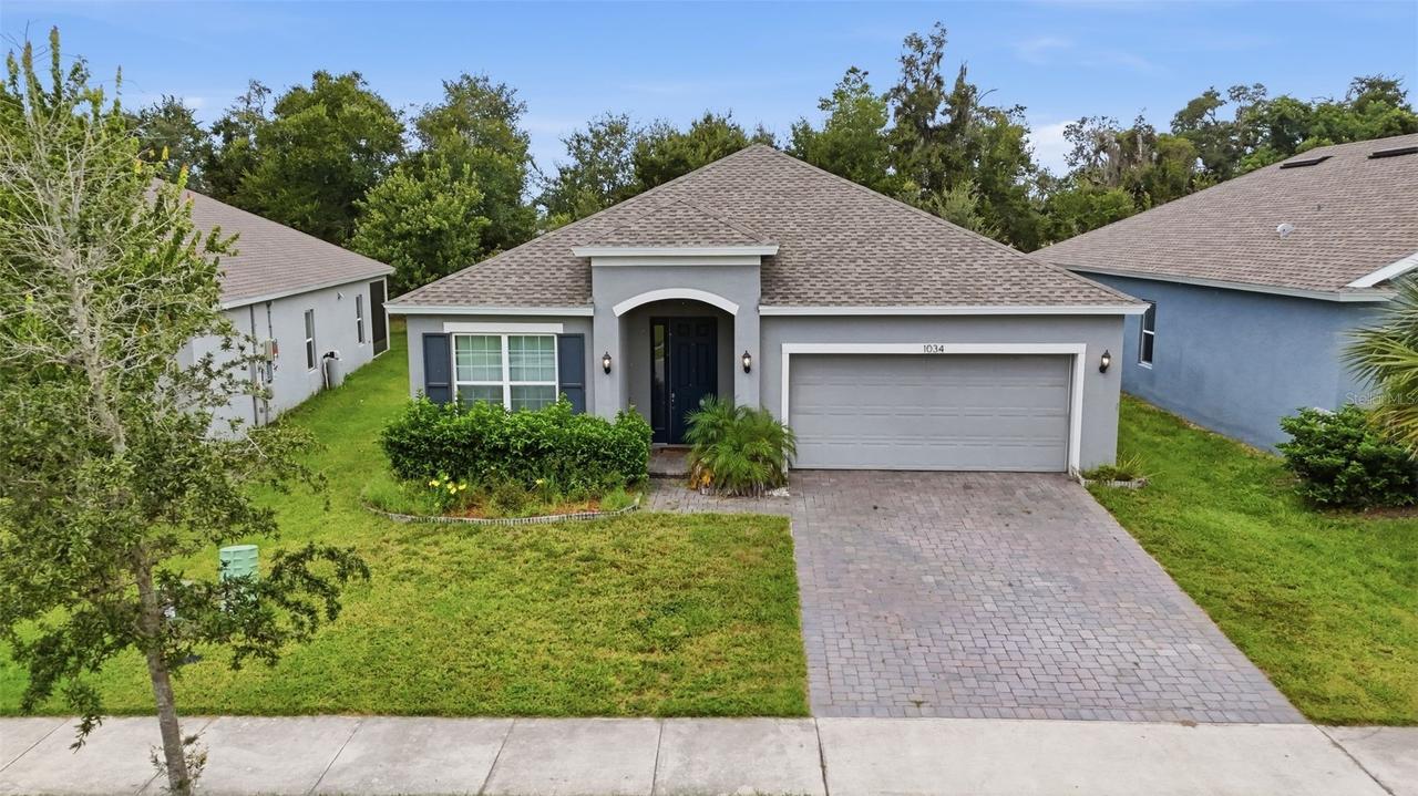 1034 Chelan Falls Dr., Deland, FL 32724