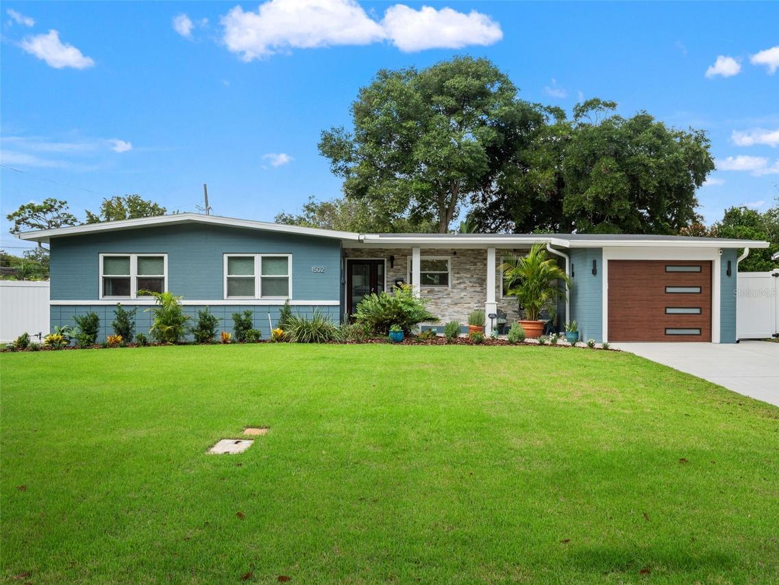 1502 Dove Dr., Orlando, FL 32803