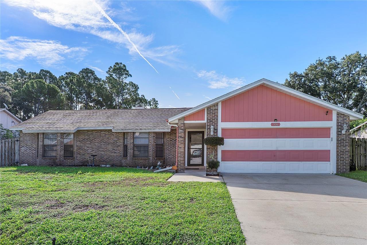 556 Awin Cir., Palm Bay, FL 32909