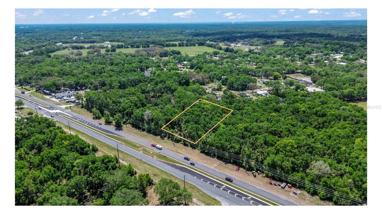 3550 Us Highway 17, De Leon Springs, FL 32130