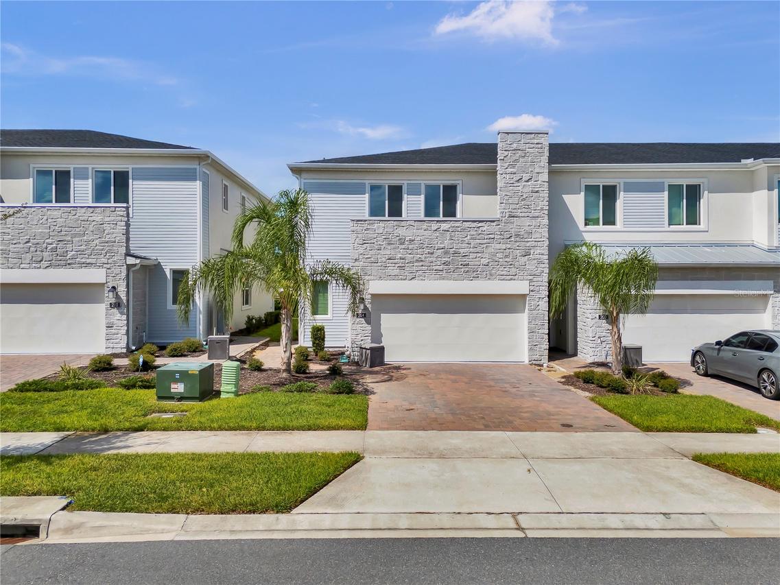 204 Bogey Dr., Davenport, FL 33896
