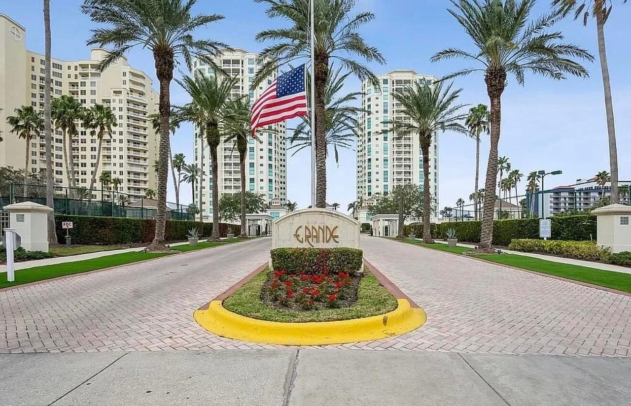 1180 Gulf Blvd. #806, Clearwater, FL 33767