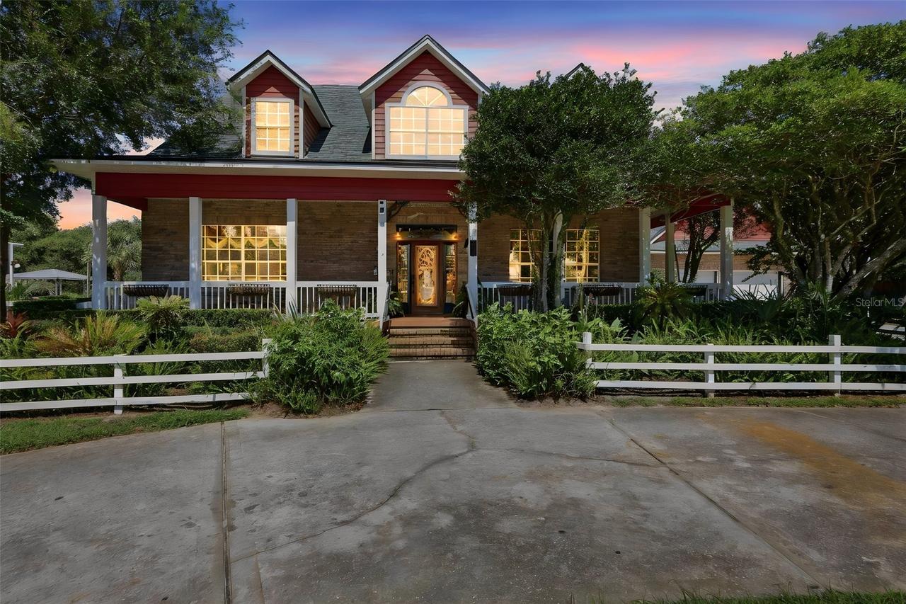 280 Campbell Ranch Run, Geneva, FL 32732
