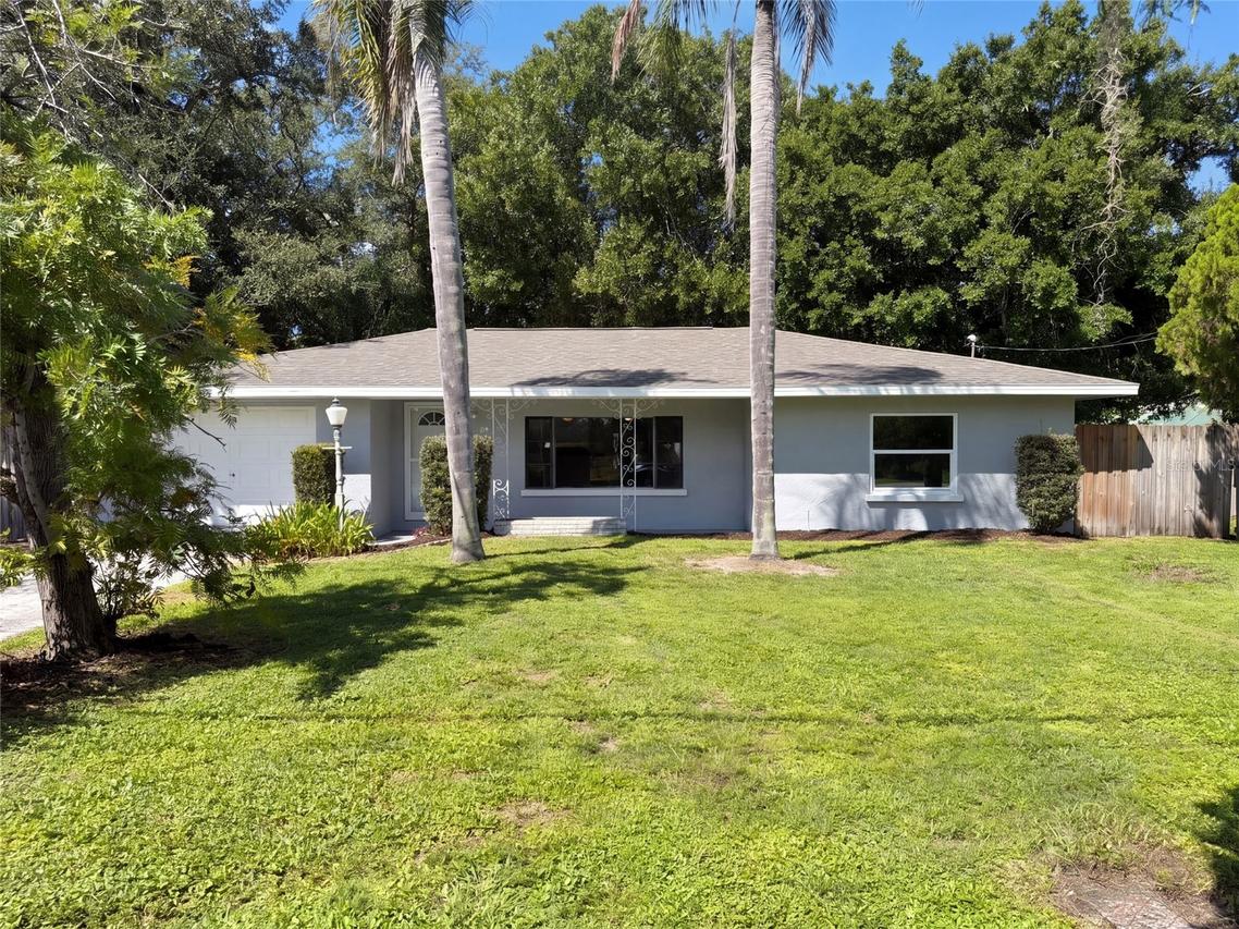 5328 16th St., Bradenton, FL 34207