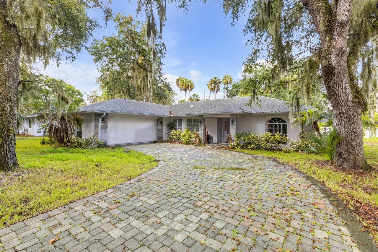 1328 Needle Palm Dr., Edgewater, FL 32132