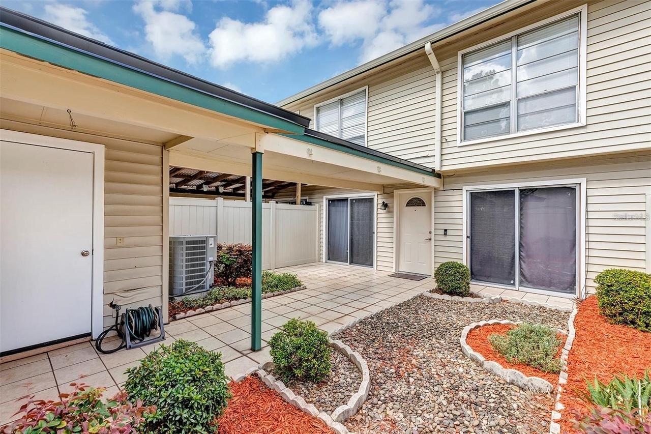 1728 Townhall Ln., Orlando, FL 32807