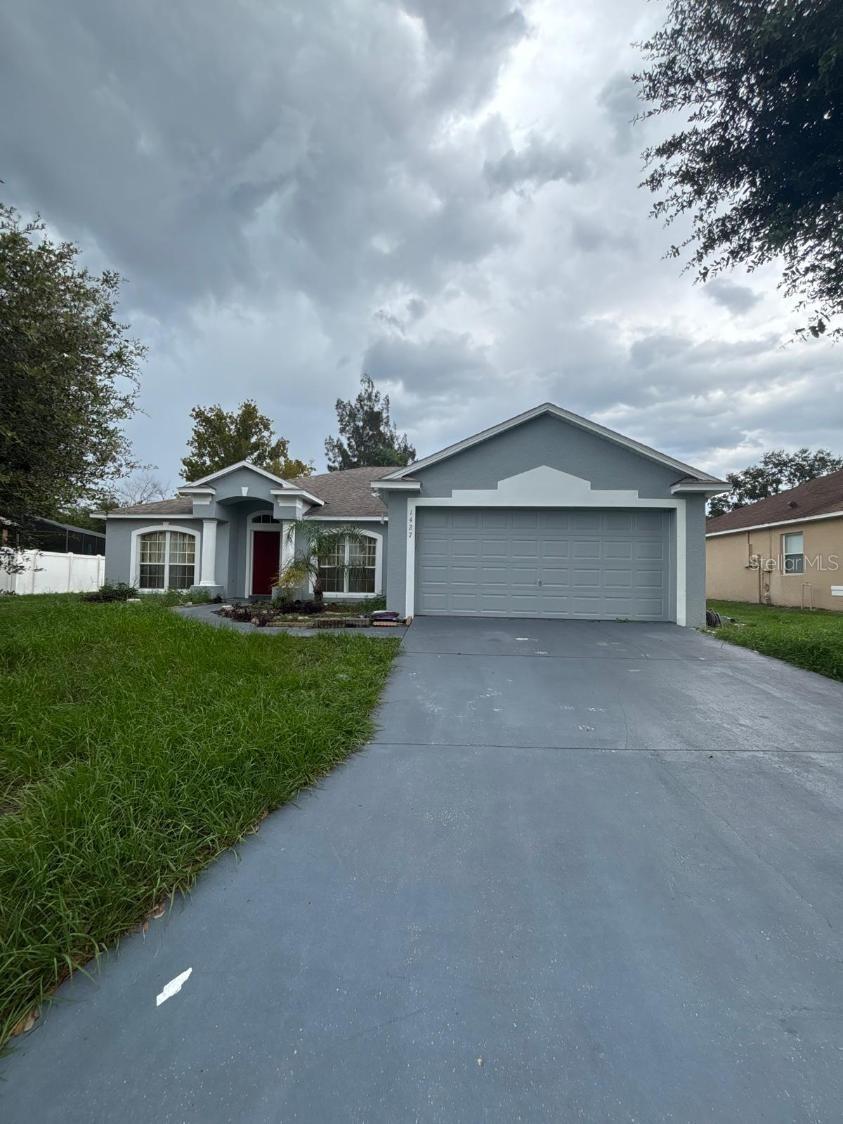 1427 N Grand Reserve Dr., Davenport, FL 33837