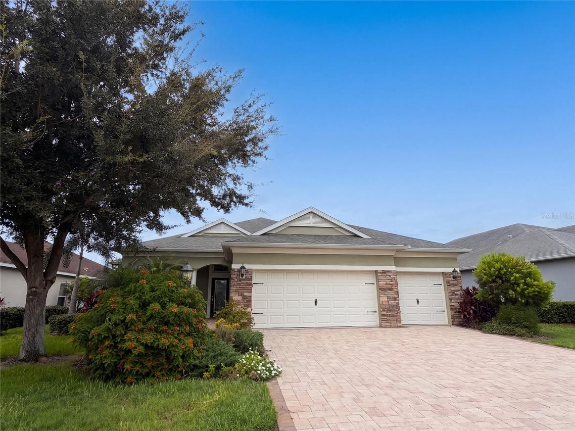 1121 Thornbury Dr., Parrish, FL 34219