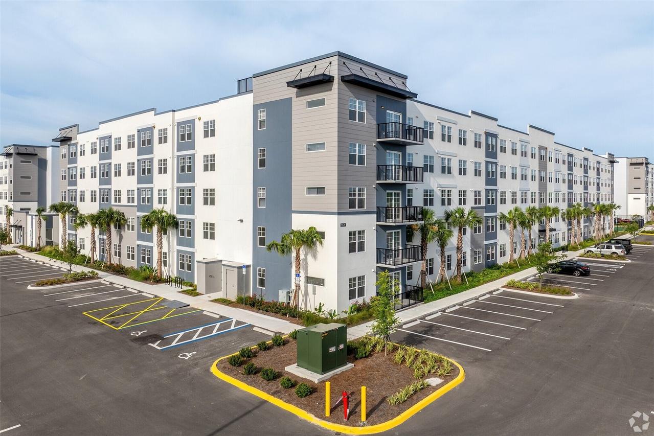 5579 Millenia Park Blvd #415, Orlando, FL 32839