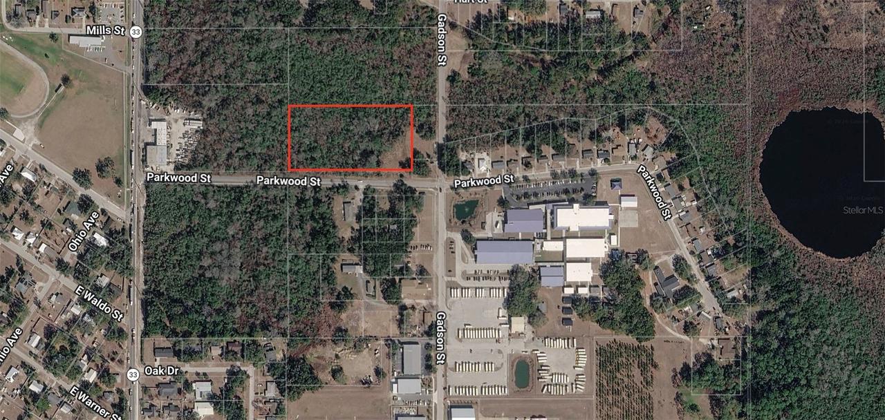 Parkwood St., Groveland, FL 34736