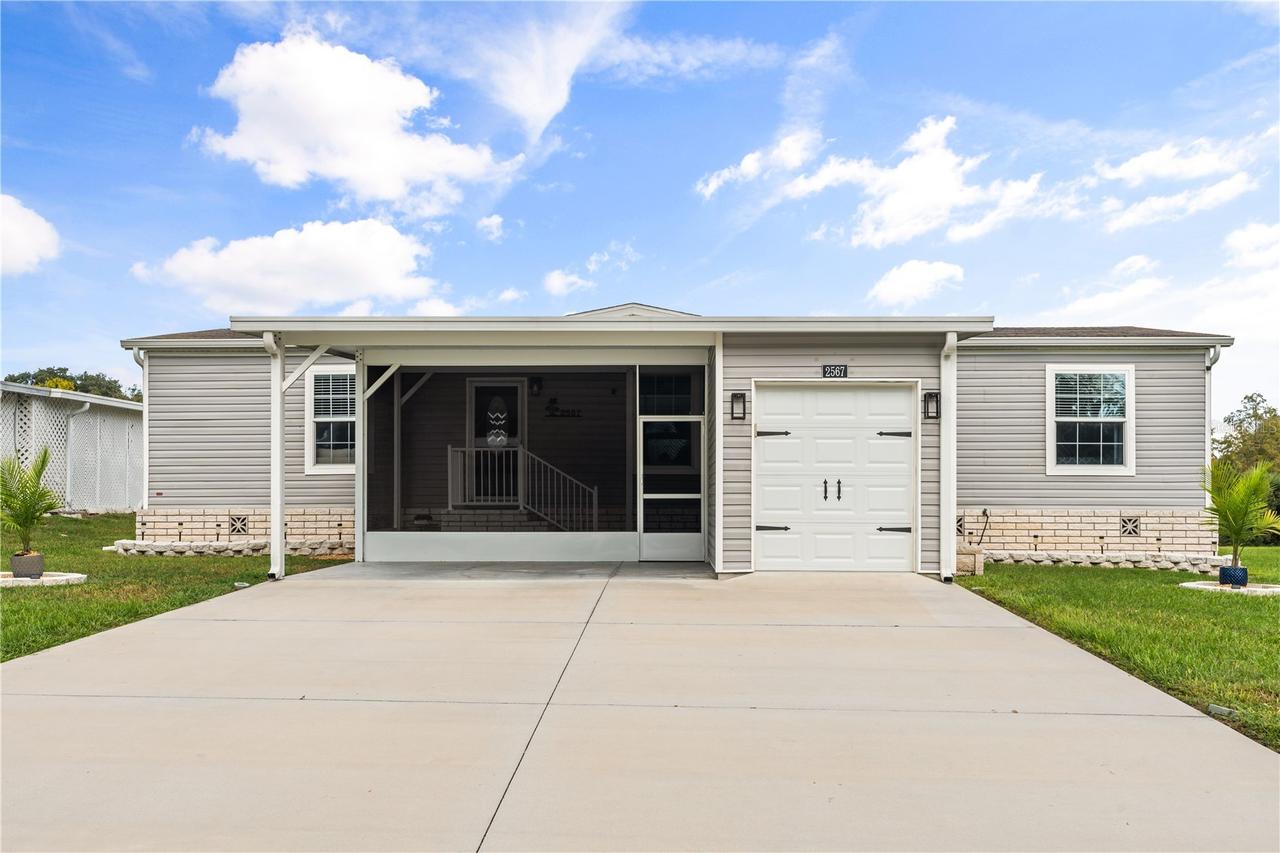 2567 Cayman Cir. #R25, Zellwood, FL 32798