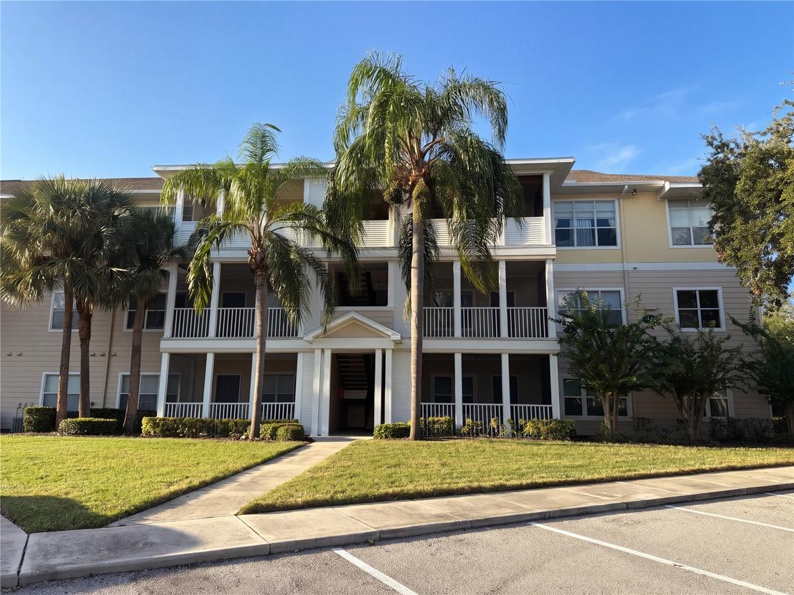 4802 51st St. #411, Bradenton, FL 34210